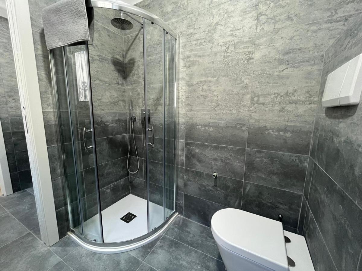 Loft Matteotti - Studio In Centro Бусто-Арсизио Экстерьер фото