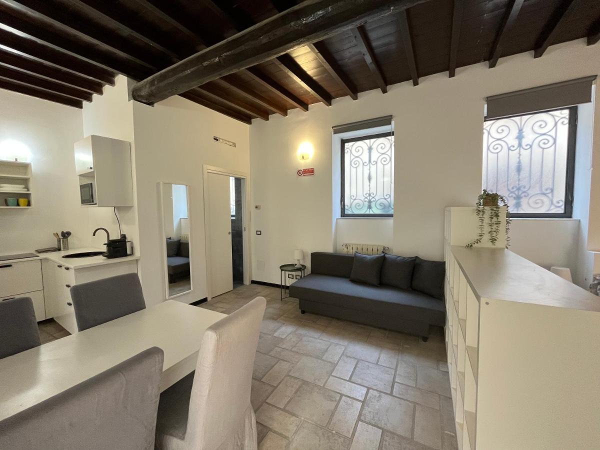 Loft Matteotti - Studio In Centro Бусто-Арсизио Экстерьер фото