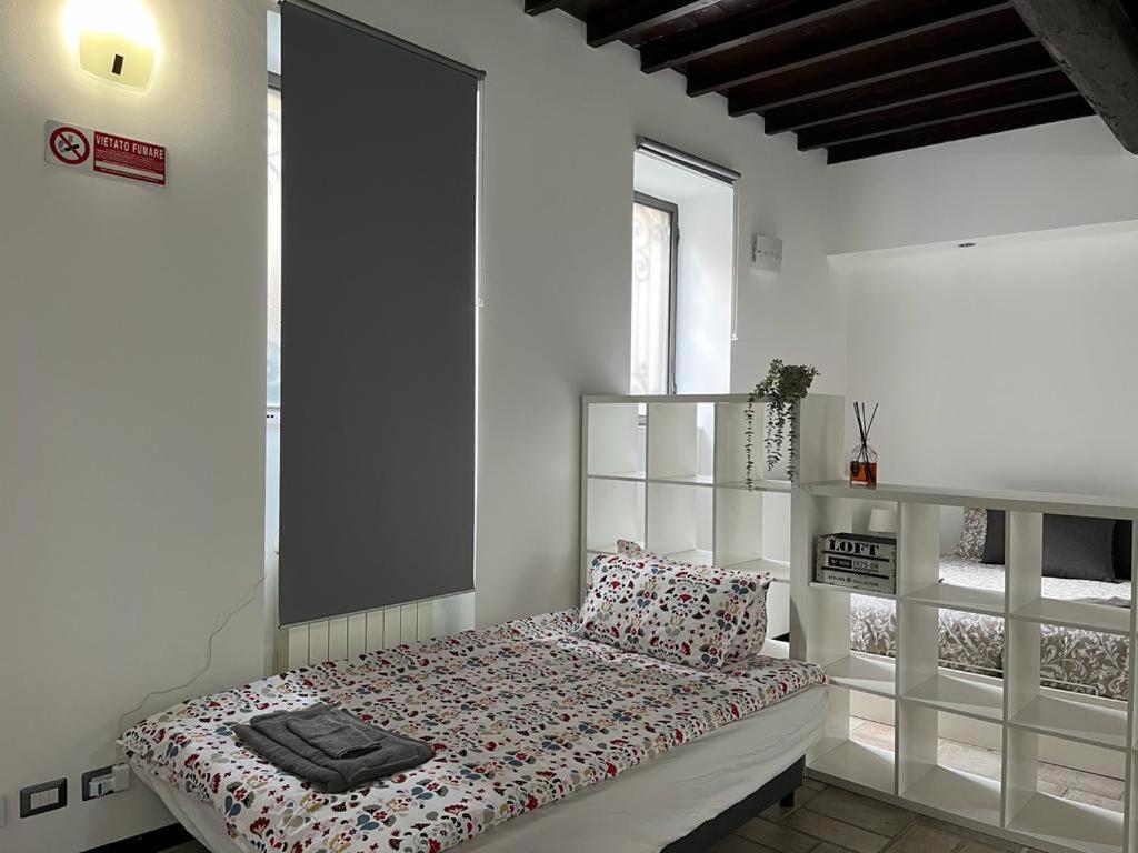 Loft Matteotti - Studio In Centro Бусто-Арсизио Экстерьер фото
